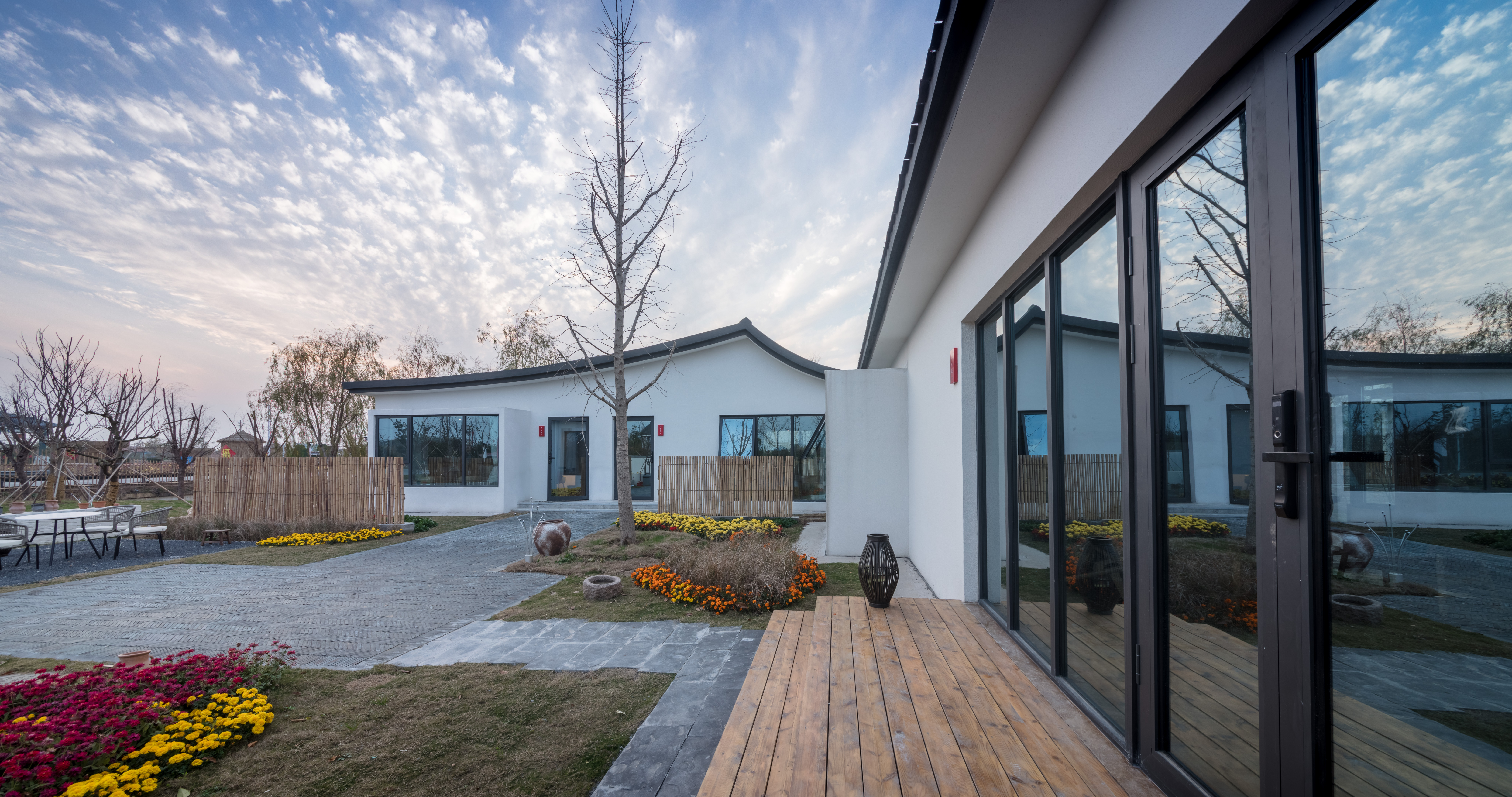 5C7A7404-HDR.jpg 5C7A7404-HDR.jpg